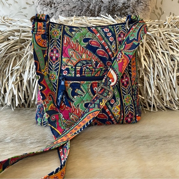 VERA BRADLEY Venetian Paisley 2013 Zip Hipster Crossbody Navy Red Yellow Orange - Picture 1 of 17